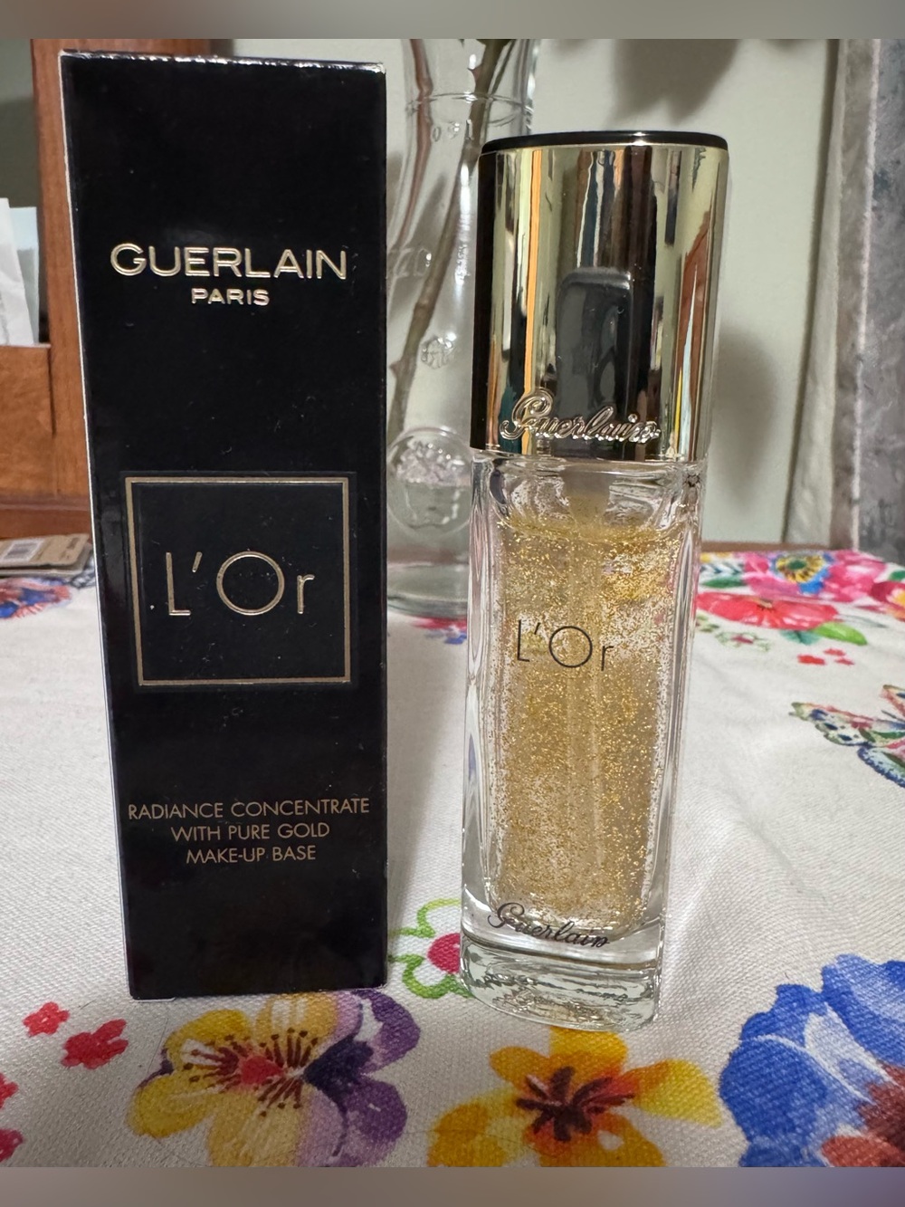 New Guerlain L'Or Radiance Concentrate with Pure Gold Makeup Base 30 ml